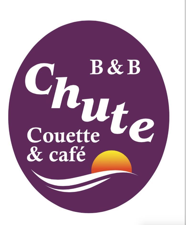 Gite Chute Couette Cafe Notre-Dame-du-Portage Exterior foto
